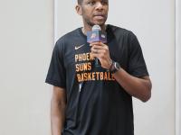 开云体育登录-NBA总决赛球迷期待，顶级球星集结开火战场